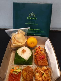 Nasi Kotak Menu Ruby Pesonna Hotel Ampel Surabaya Paket Pesonna A