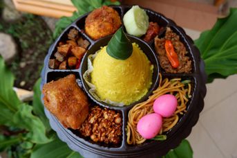 Tumini Nasi Kuning Standar Minimal Pemesanan 25 Pcs