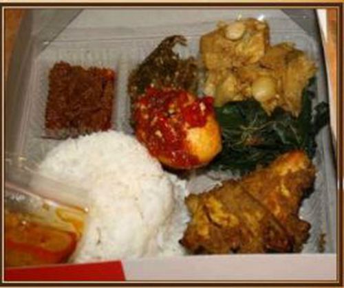 Nasi Padang Rendang Ayam