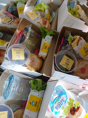 KUE KOTAK