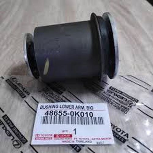 Bushing Lower Arm Bawah Mobil Toyota Innova