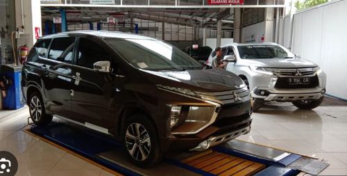 Service rutin mobil pajero