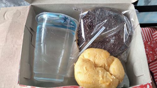 Paket Kue 2