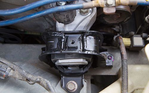 Engine Mounting