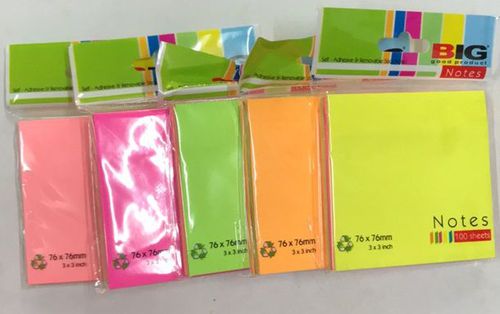 STICKY NOTE 76 x 76 mm / MEMO TEMPEL