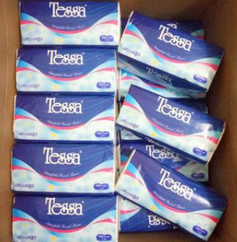 Tissue Facial Kotak ( 250 Sheet ) isi 40 Pak/Karton