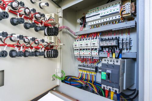 PEMBUATAN BOX PANEL