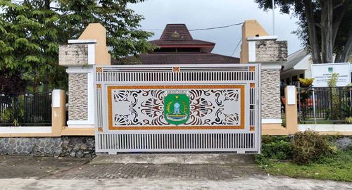 PAGAR BESI