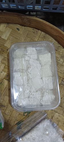 tahu.