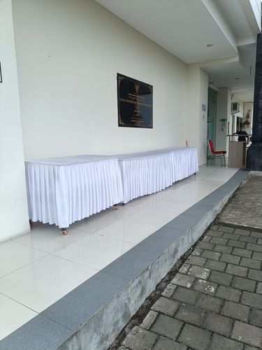 sewa Meja Pameran