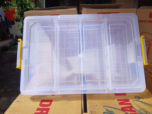 Container Sekat 4 Shinpo CB19