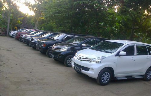 Sewa Kendaraan Mini Bus