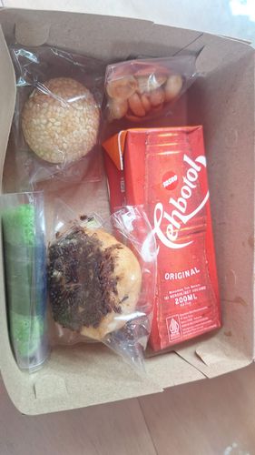 SNACK KOTAK