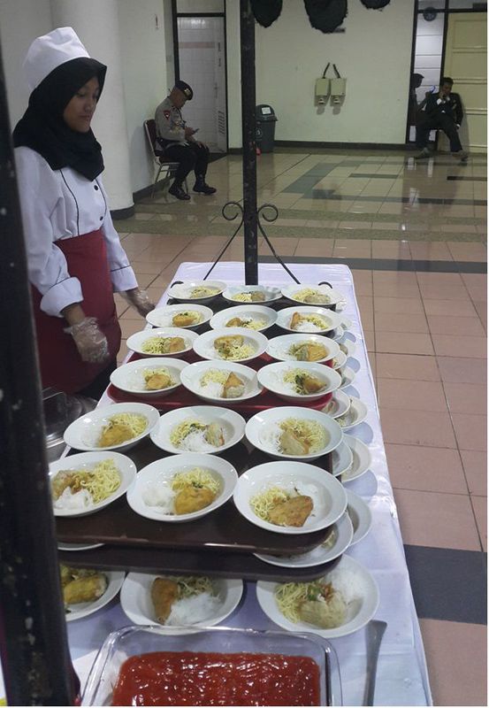 Paket makanan dan minuman kegiatan/tamu/rapat/pelatihan