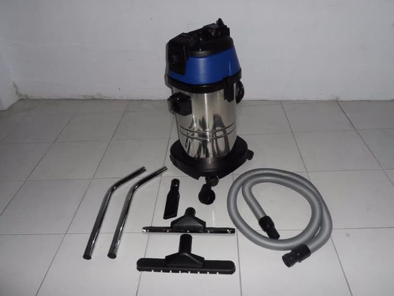 Mesin Vacum Cleaner Wet and Dry 30 Liter / vacuum cleaner Wet and Dry