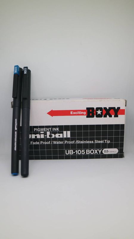 Ballpoint Boxy Uniball 0,5 - Biru