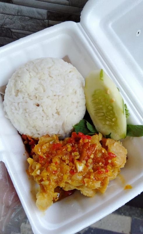 Nasi Kotak Ayam Geprek Sambal Bawang Pp Katering