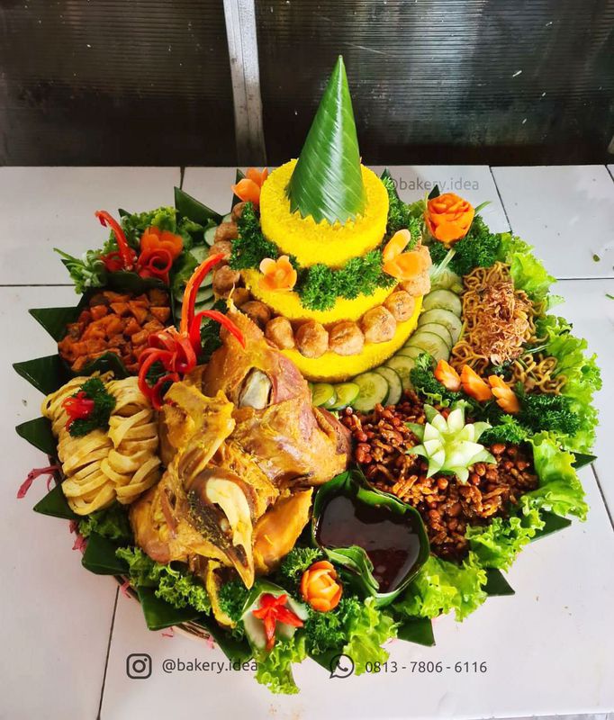 Tumpeng Nasi Kuning