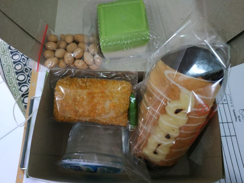 SNACK BOX BY MAMA BAKERY - PAKET 3