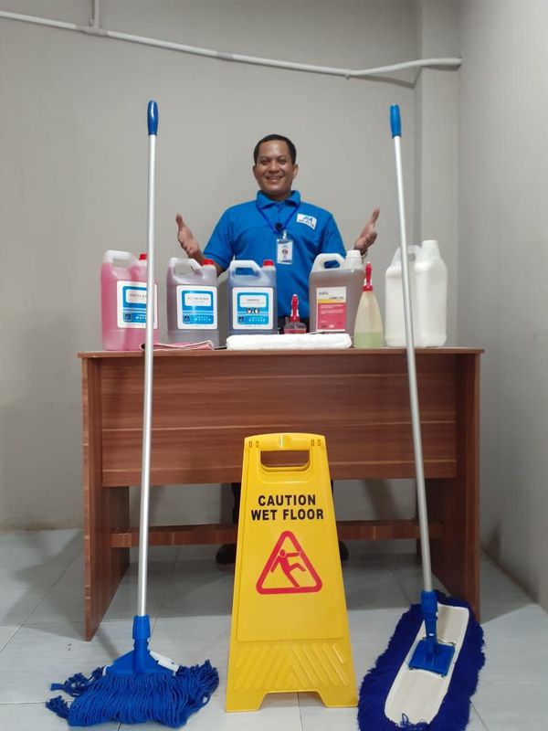 Pelayanan Jasa Kebersihan / Cleaning Service