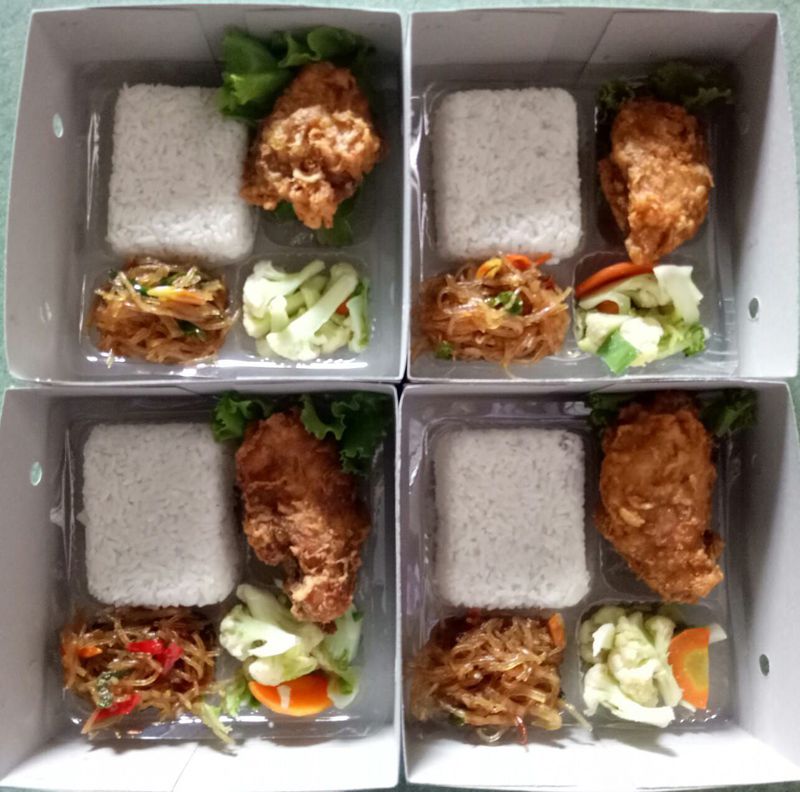 NASI BOX Paket F - NASI PUTIH AYAM