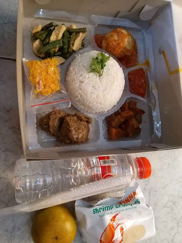 Paket Nasi Rendang Daging