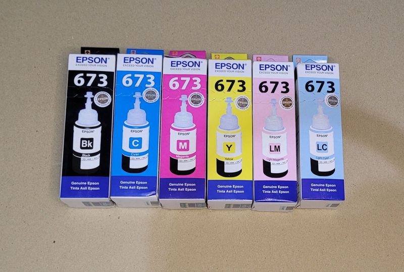 Tinta Epson 673 Merah