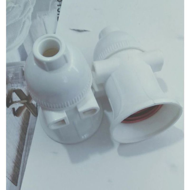 fitting lampu gantung plus colokan T