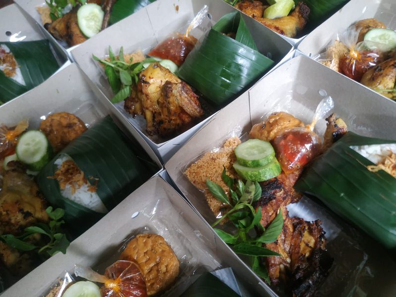 Nasi Ayam Bakar