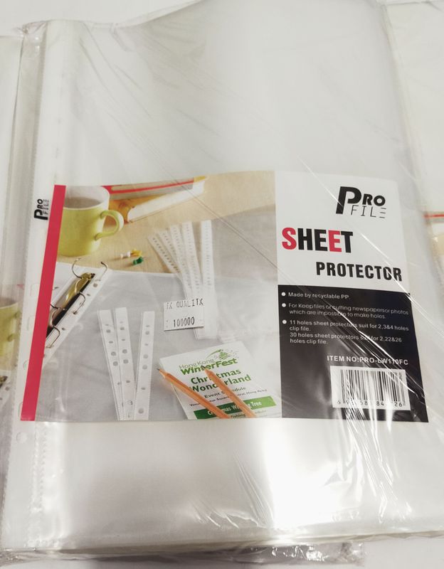 Sheet Protector F4 isi 100