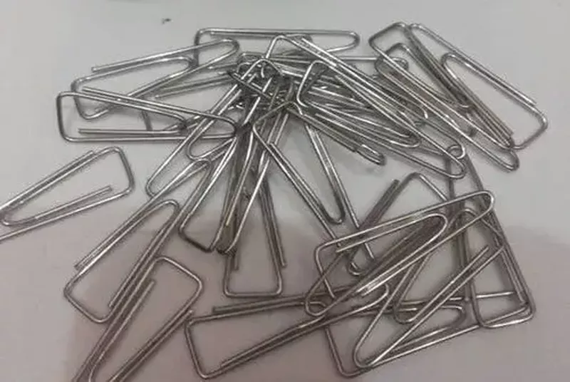 Paper Clips no 1