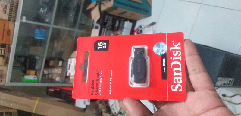 Flashdisk 16 gb sandisk - 32 Gb