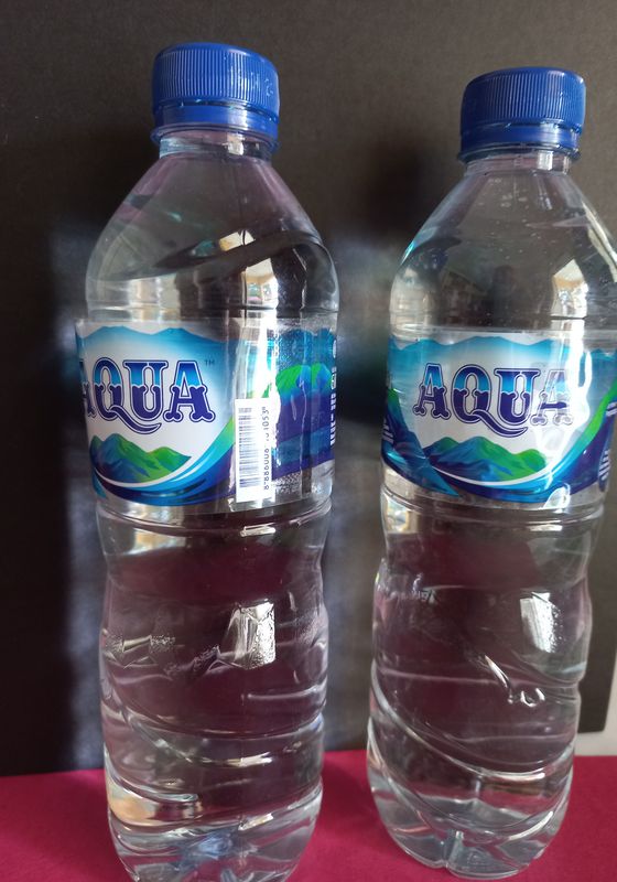 Aqua Botol 600ml