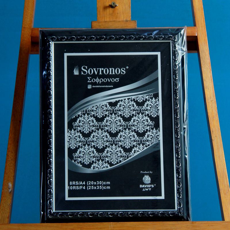 Bingkai Foto ukuran A4 (10RS) [20cm x 30cm] - Gold Ukiran