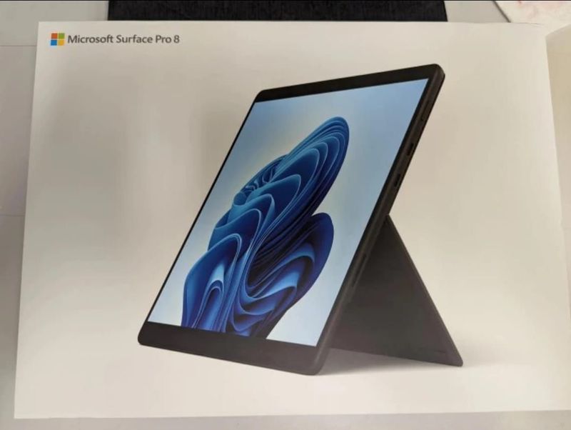 Microsoft Surface Pro 8 i7/16GB/512GB Graphite