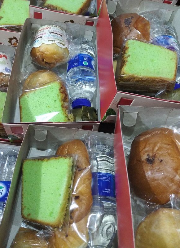 Paket Snack 20