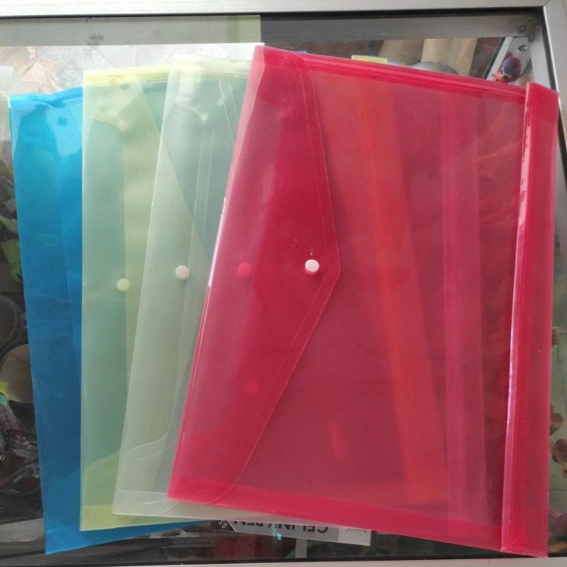 Map plastik