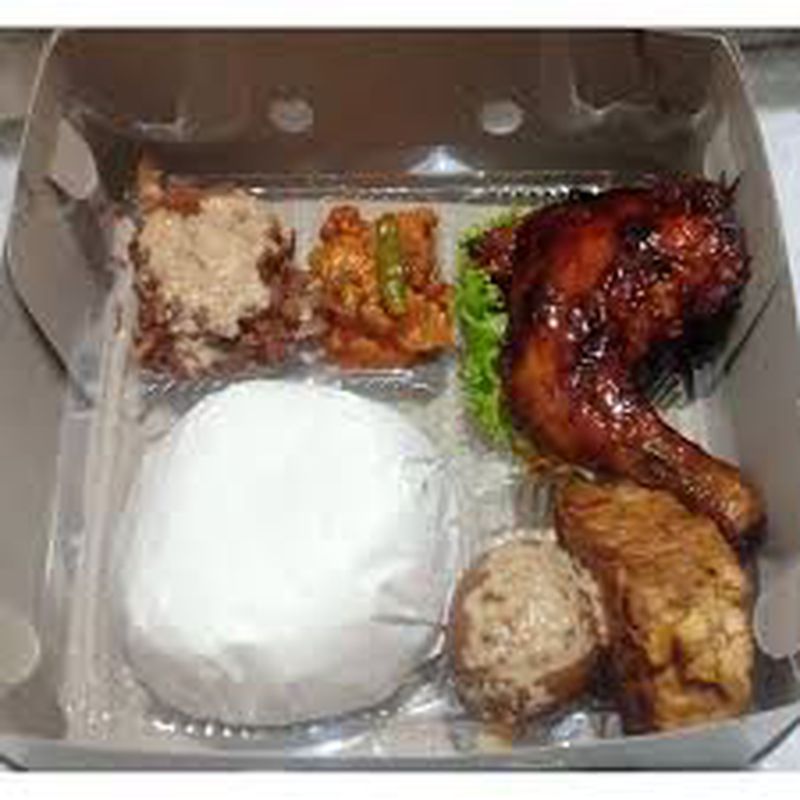 Nasi Box Ayam Bakar