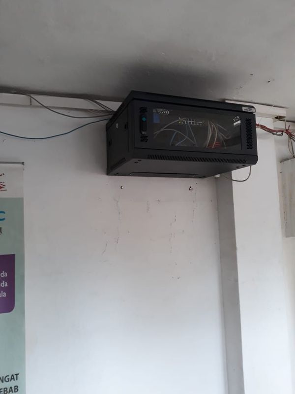 Jasa Instalasi Wallmount Rack