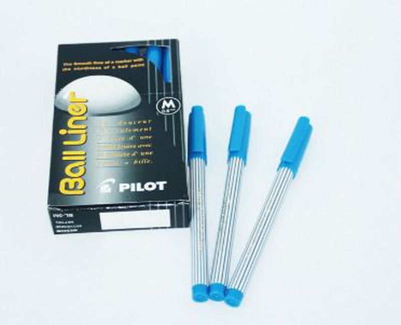 Ballpoint ball liner pen PILOT biru (1 dus isi 12)