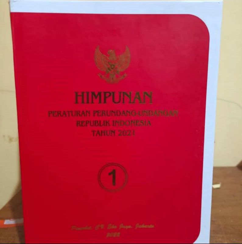 Buku Himpunan Peraturan Perundang Undangan Republik Indonesia Tahun 2021