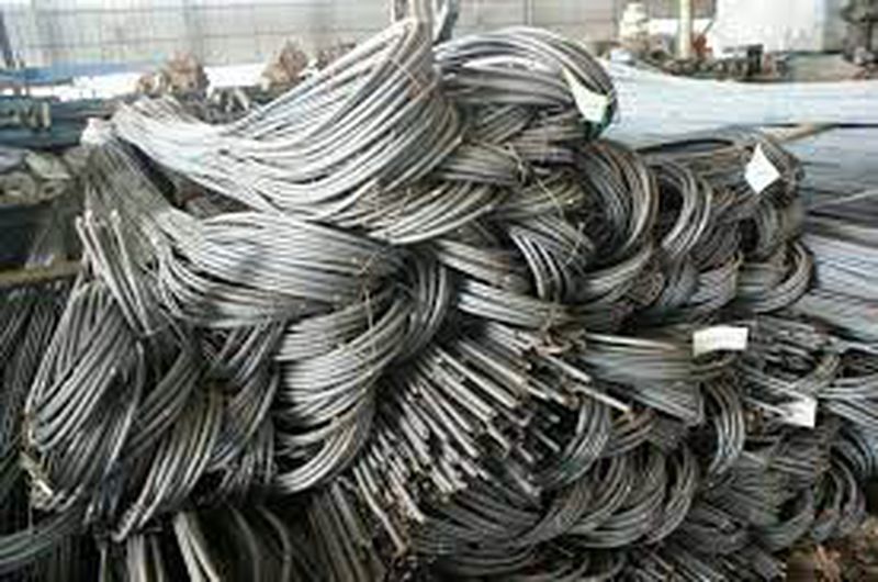Besi beton 10 mm