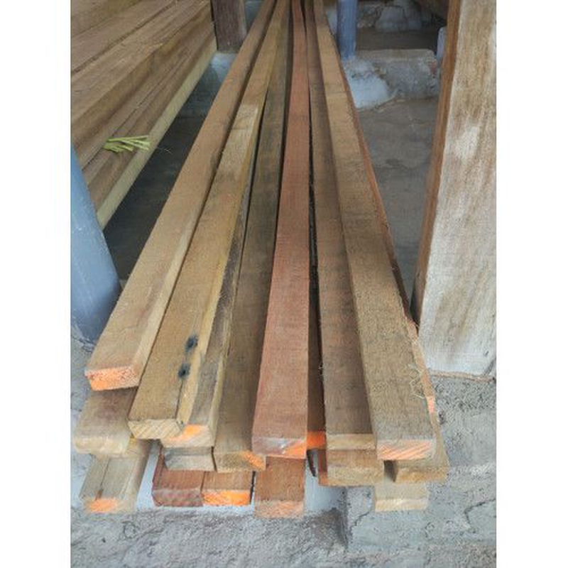 KAYU KASU MERANTI 3 X 5 CM