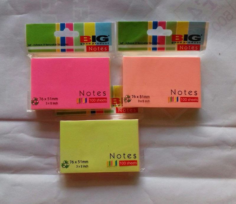 POST IT BIG 76 MM X 51 MM / 3X2 INCH STICKY NOTES PEMBATAS BUKU
