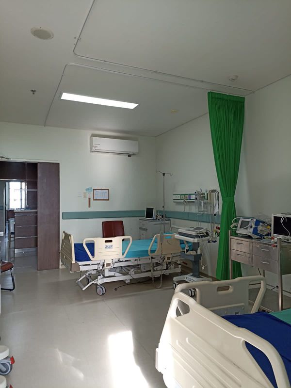 Tirai / Korden Rumah Sakit Ruang Pasien