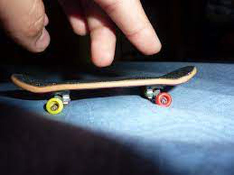 Skateboard Hand