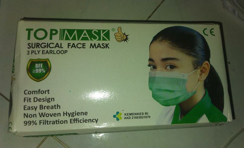 Masker Earloop 3ply (Bfe 99%)
