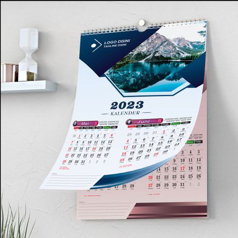 Kalender Dinding