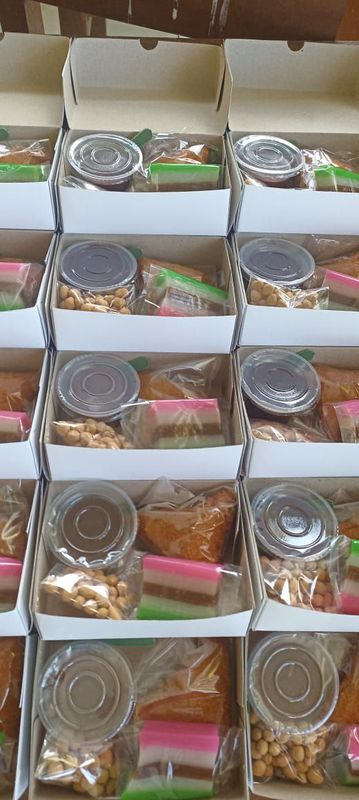 Snack Box Paket 10