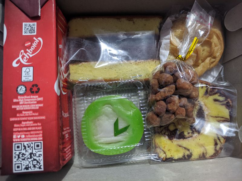 SNACK BOX PAKET MEWAH 2 Ketersediaan